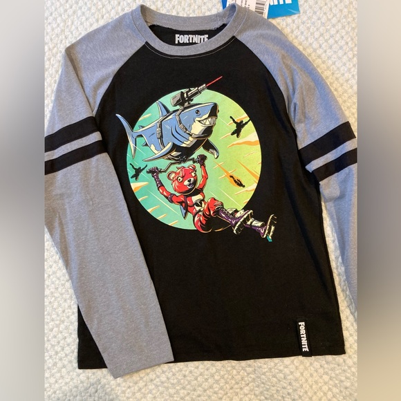 Three NWT Fortnite shirts - Picture 12 of 16